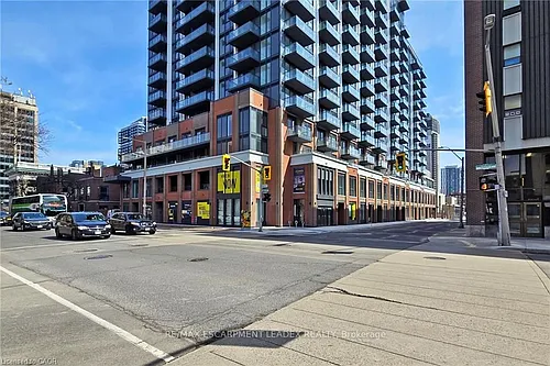 75 James St N #1808 Photo 1