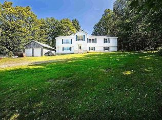135 Howe Hill Rd, Benton, NH 03785