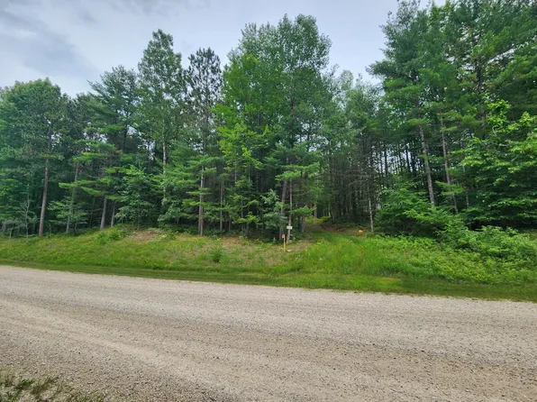 N11866 Menominee Shores Dr, Wausaukee, WI 54177