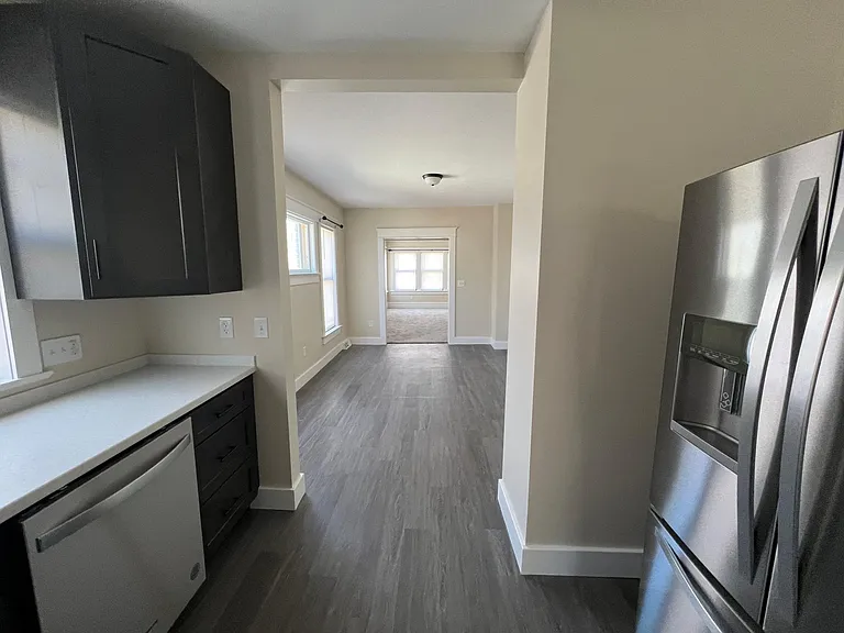 2402 Raspberry St #1 — Photo 14