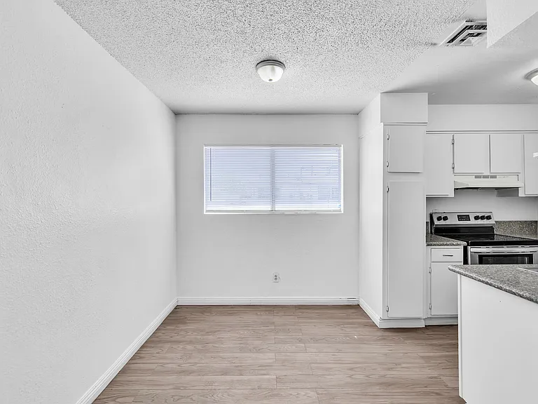 2508 E Mesquite Ave #4 — Photo 7