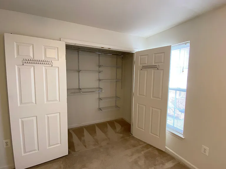 master bed closet