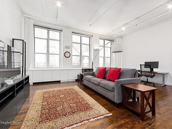 5th image of 40 W 15th St APT 2B