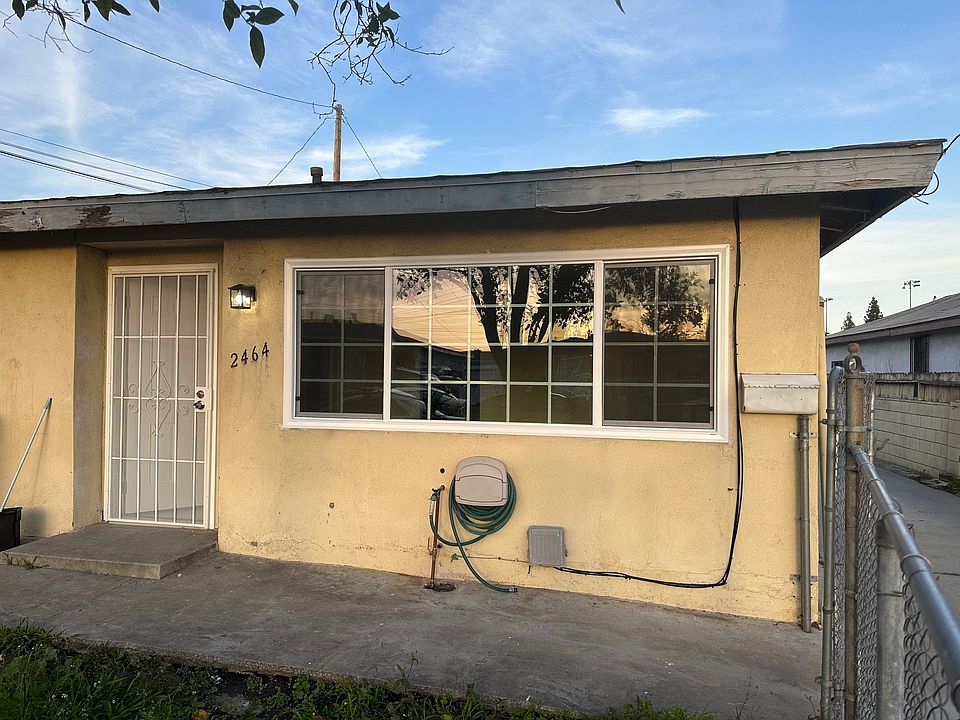 1st image of 2464 Earle Ave