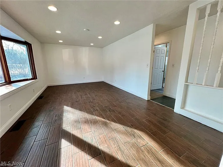 20368 Westwood Dr — Photo 9