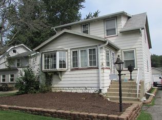 470 Grove Ave, Valparaiso, IN 46385