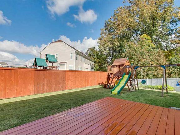 5th image of 2488 Orchard Hill Ln