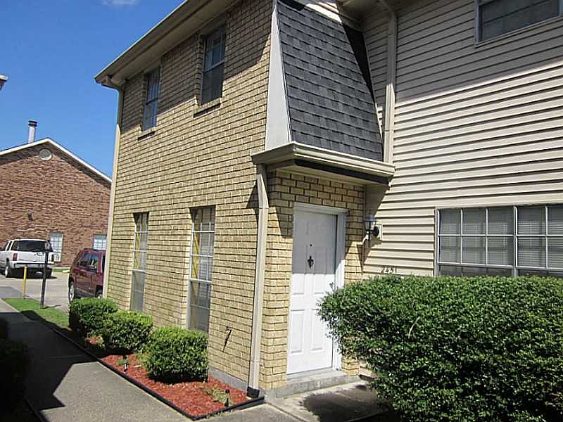 1st image of 2451 Idaho Ave