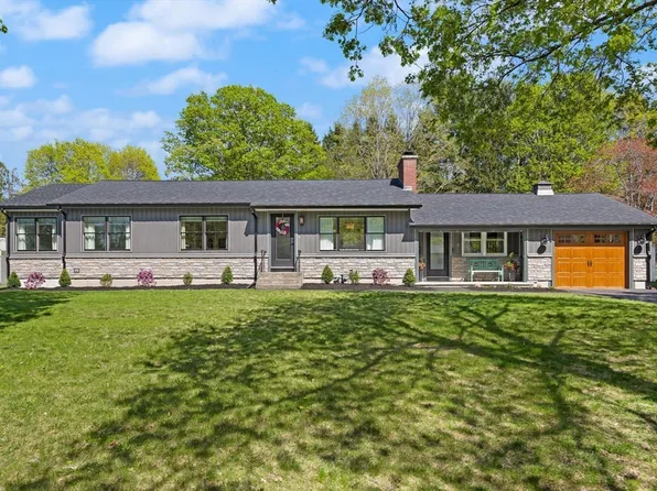 6 Gail St, Chelmsford, MA 01824