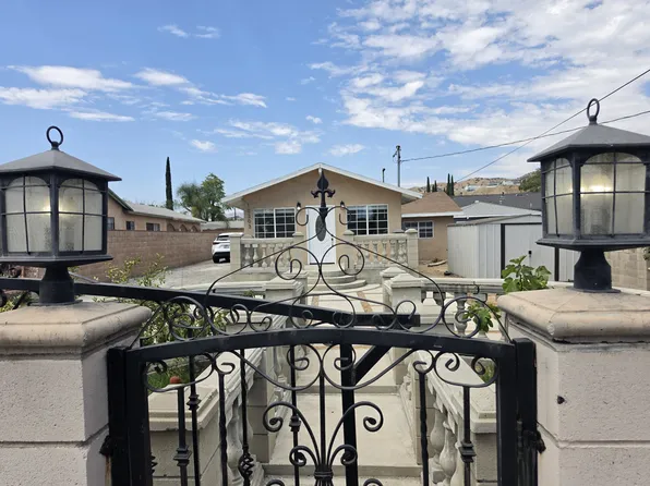 10303 Arminta St, Sun Valley, CA 91352