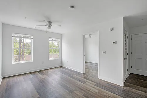 Hemingway Apartments Photo 1