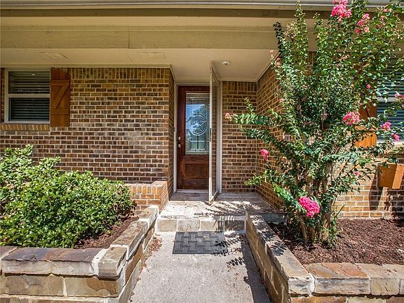 4th image of 1221 Peggy Ln