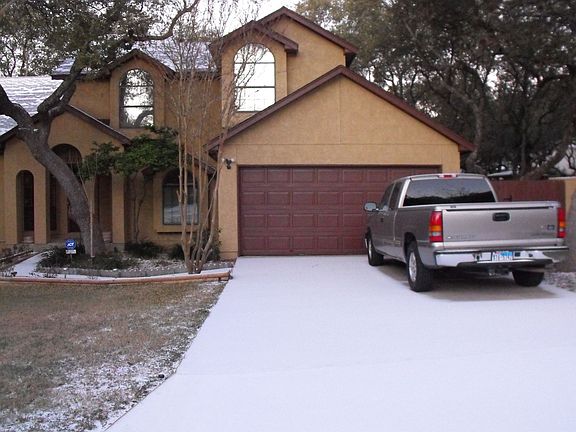 front entrance driveway