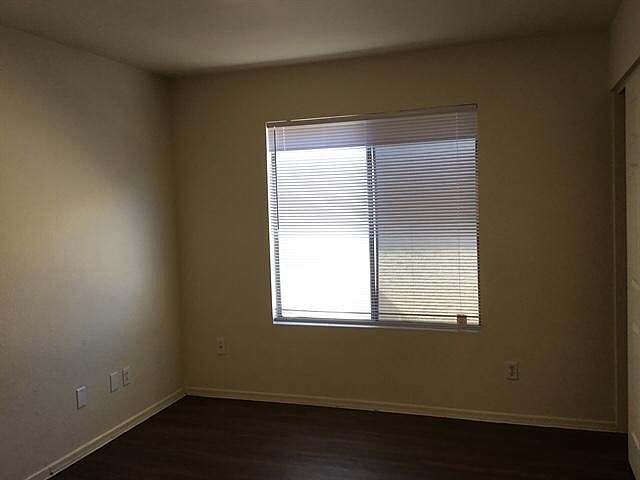 1st image of 4605 Osprey Ln