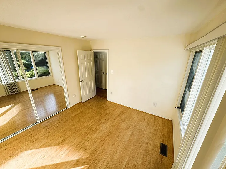 4507 Highland Green Ct — Photo 25