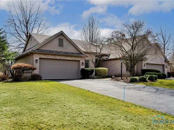 31 Walnut Creek Dr, Holland, OH 43528