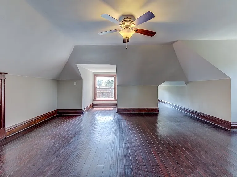 5779 Pershing Ave — Photo 40