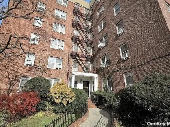 81-05 35 Avenue #3P, Jackson Heights, NY 11372