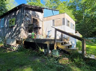 94 Robar Rd, Graniteville, VT 05654