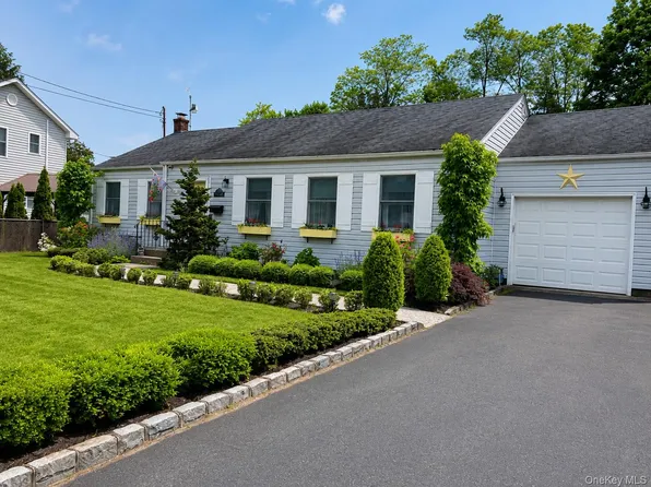 241 Riverside Drive, Riverhead, NY 11901