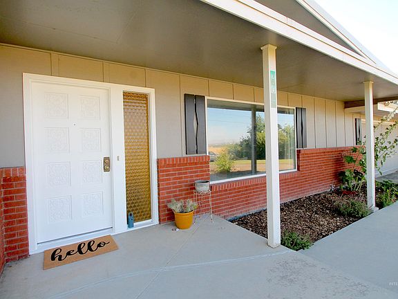 2nd image of 16067 S 10th Ave