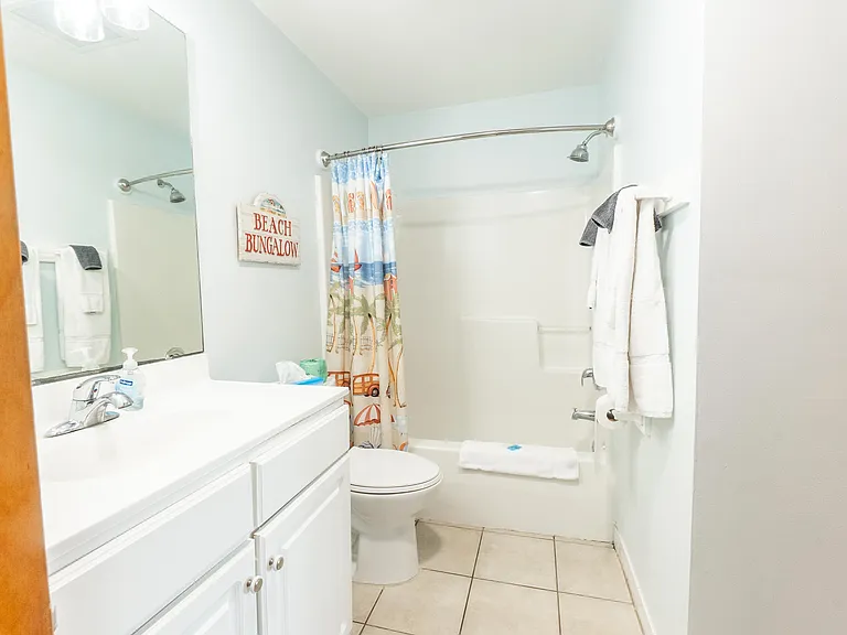 15 Nathan St #202 — Photo 4