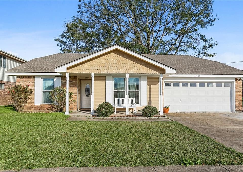 1st image of 1608 Tiffany Dr