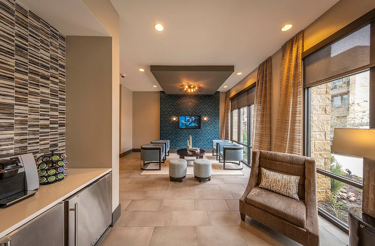 24-Hour Resident Clubhouse with Coffee Bar - Bexley Grapevine