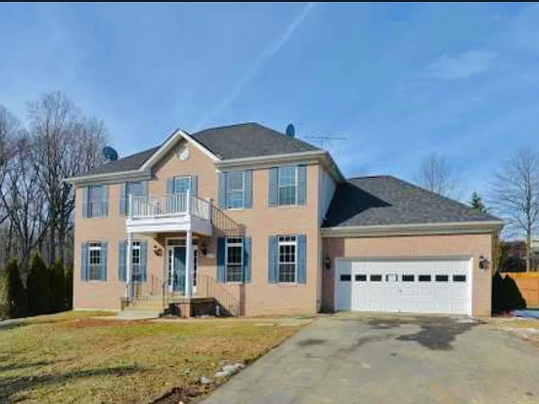 10639 West Dr — Photo 1