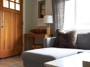 700 Arbor Rd APT 4, Menlo Park, CA 94025