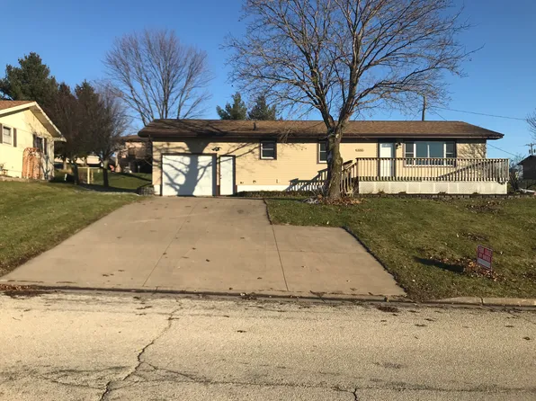 2216 Elm St, Kieler, WI 53812