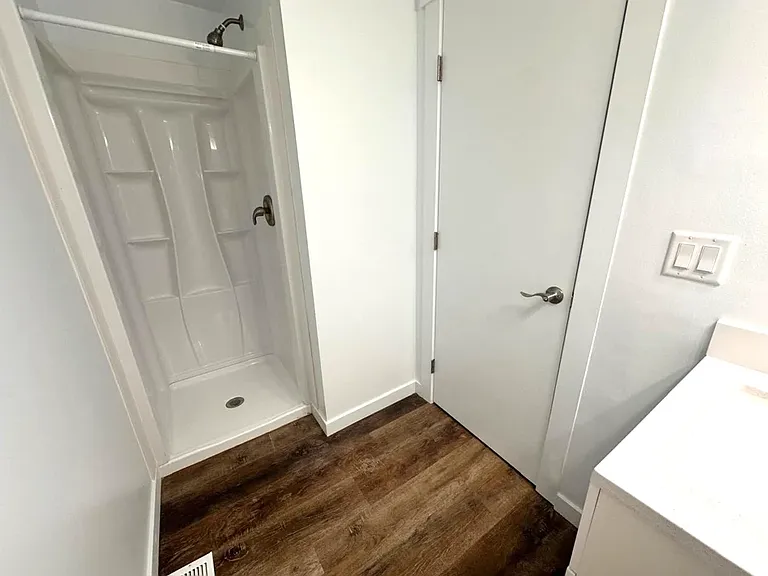 1285 N 900 E — Photo 2