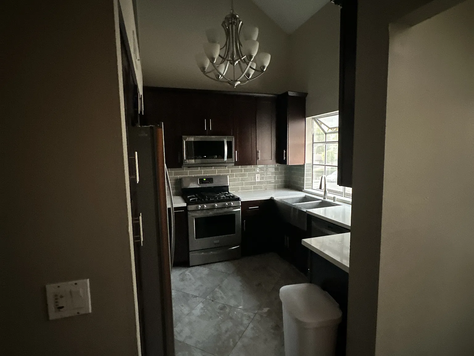 15742 S B St — Photo 1