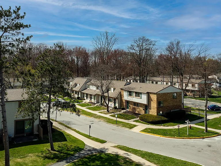 Forest Glen Townhomes — Photo 17