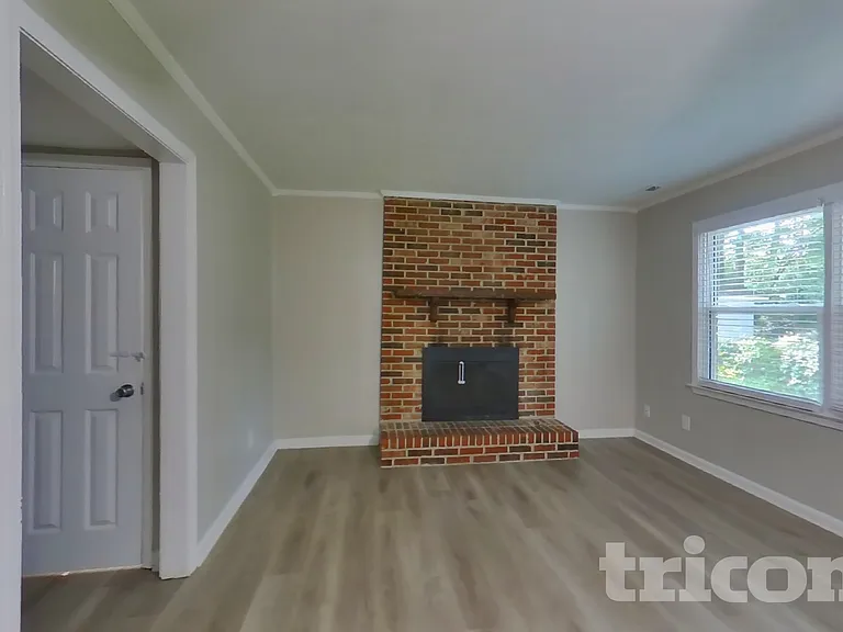 3319 Old Salem Rd SE — Photo 3