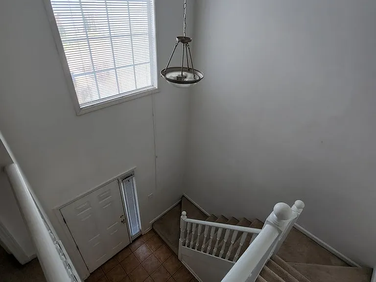 143 S Springview Dr — Photo 5