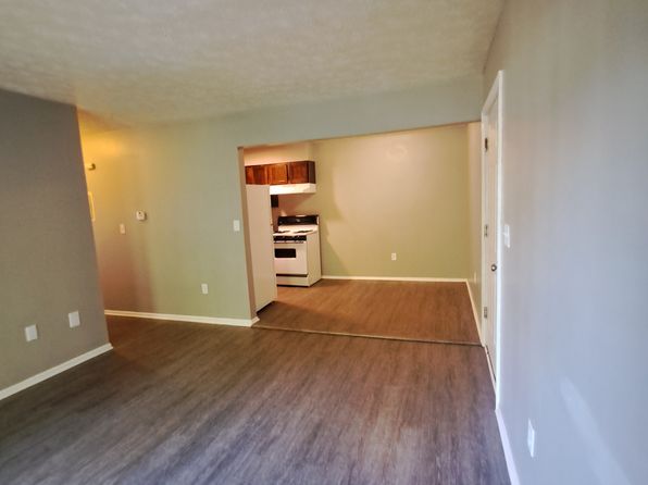 308 E Market St APT 7