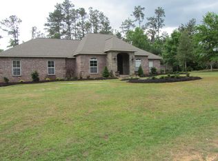 35 Ashbury Pl, Columbia, MS 39429
