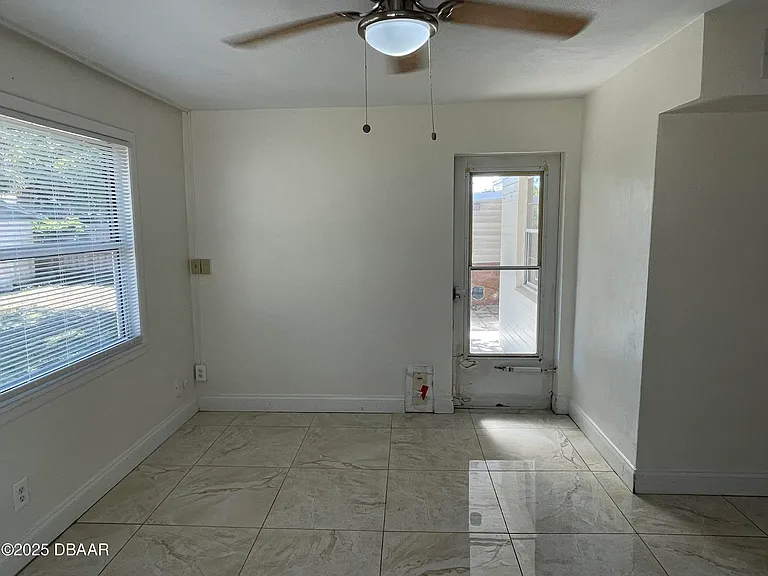 135 Nautical Dr — Photo 7