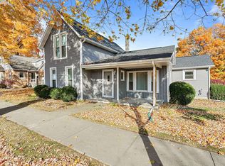 202 E Waterford St, Wakarusa, IN 46573