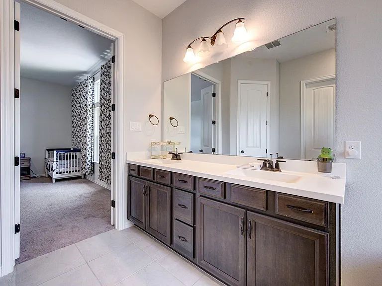 3507 Sunburst Ct — Photo 40