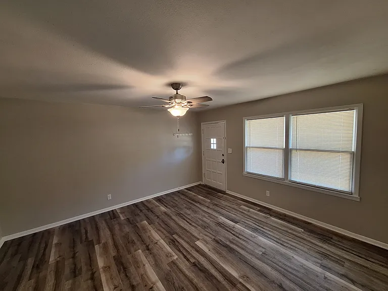 1731 S Green Acres Dr — Photo 4