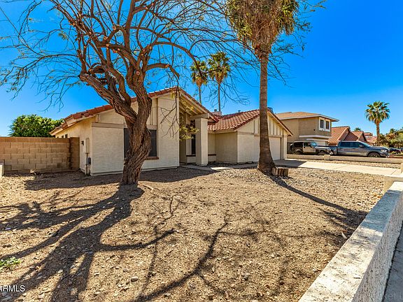 3rd image of 7739 W Cholla Street