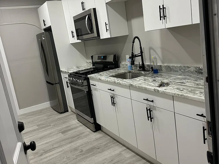 220 Madison St #1 — Photo 1