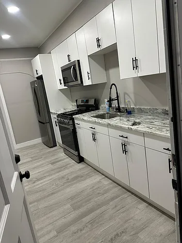 220 Madison St #1 Photo 1