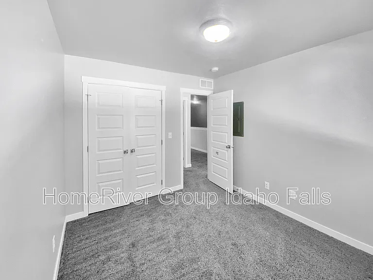 2001 Lawrence Ln #704 — Photo 12