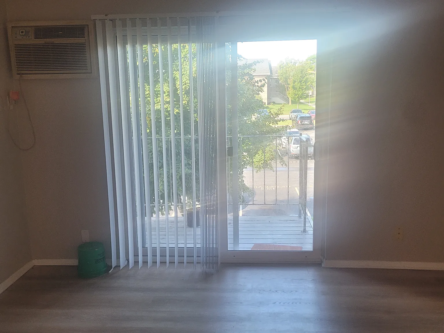 2 bed, 950 sqft, $1,695 — Photo 1