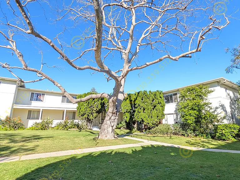 7418 Arizona Ave #2 — Photo 4
