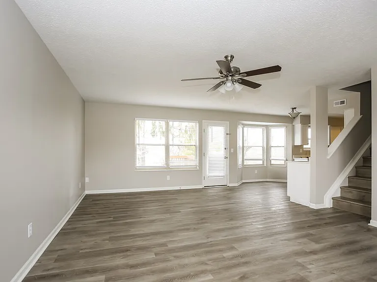 5774 Oyster Bay Way — Photo 7