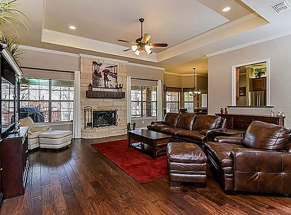 4th image of 6524 Silver Oak Ln